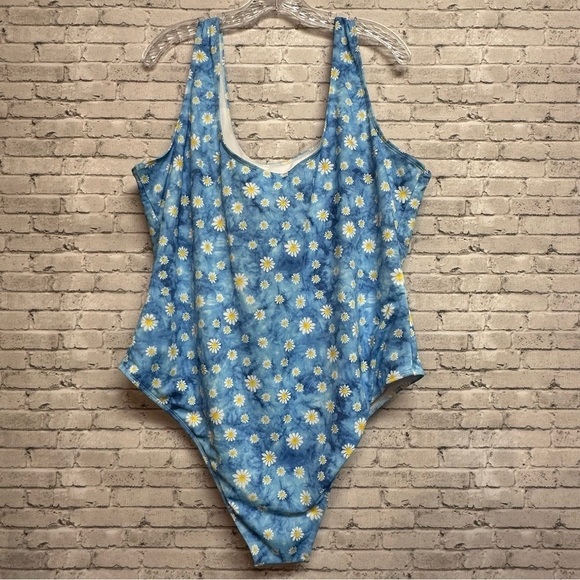 Women's Size 4XL Blue Floral Tie Dye One Piece Swimsuit - Picture 2 of 9